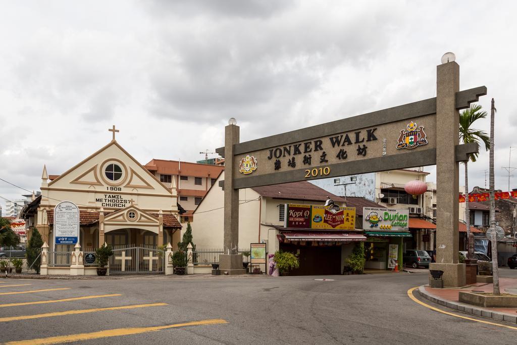 Hallmark Crown Hotel Malacca Exterior foto