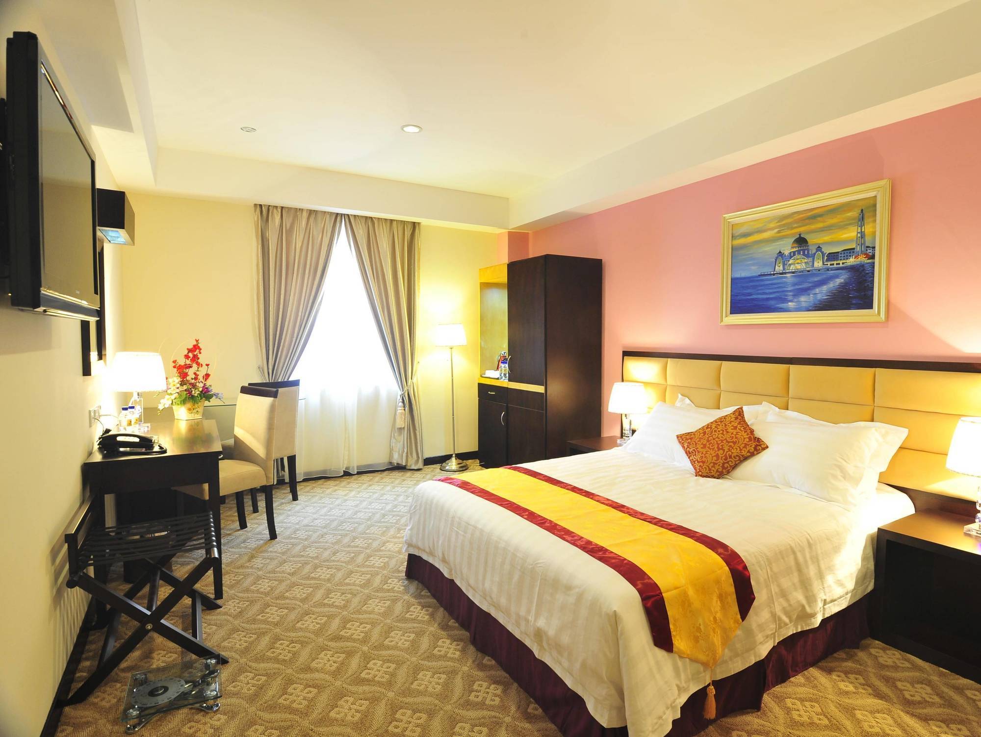 Hallmark Crown Hotel Malacca Exterior foto